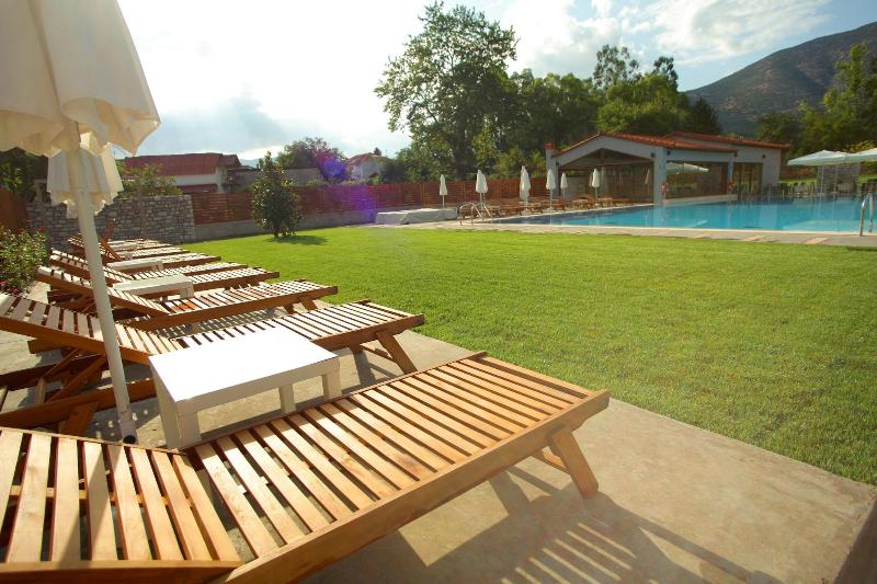 فندق Mont Helmos