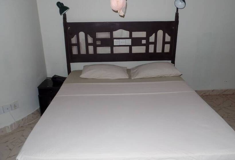 호텔 Nilketha Villa Eco