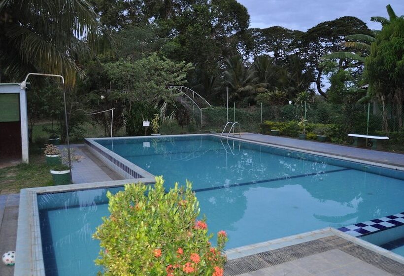 호텔 Nilketha Villa Eco