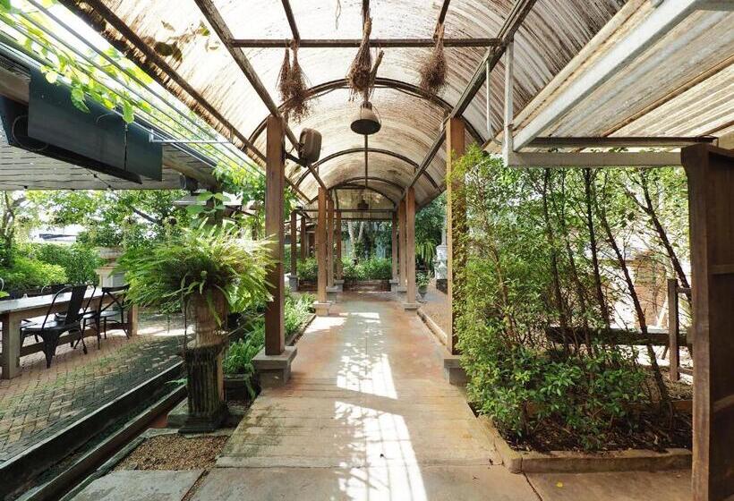 בית מלון כפרי Nipa Garden