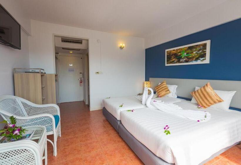 On Hotel Phuket   Sha