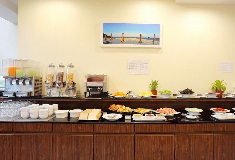 On Hotel Phuket   Sha