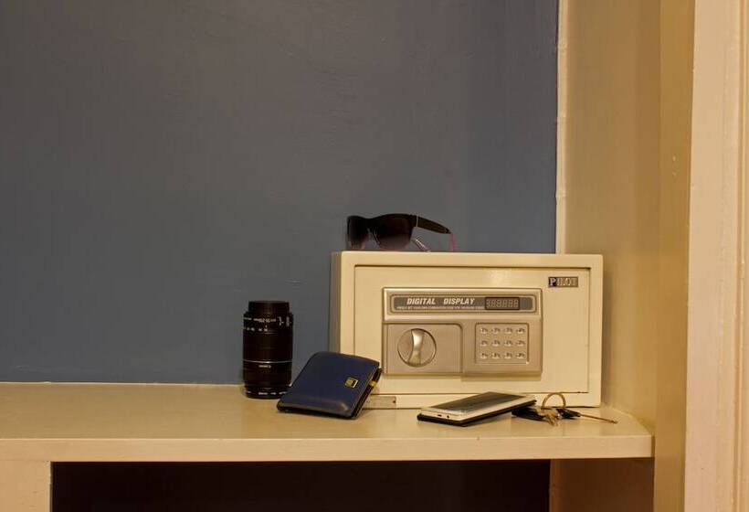 On Hotel Phuket   Sha