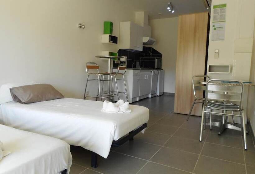 호텔 Park & Suites Village Gorges De L Hérault Cévennes