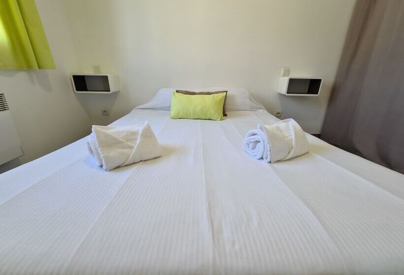 فندق Park & Suites Village Gorges De L Hérault Cévennes