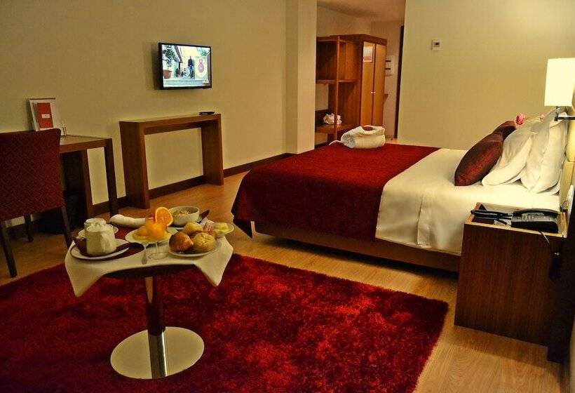 Placido Hotel Douro   Tabuaco