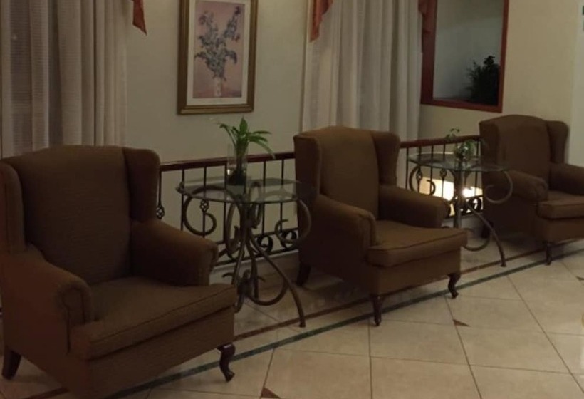 فندق Plaza Ejecutivo