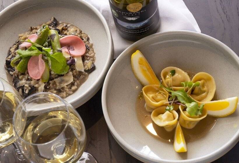 בית מלון כפרי Ratanui Lodge