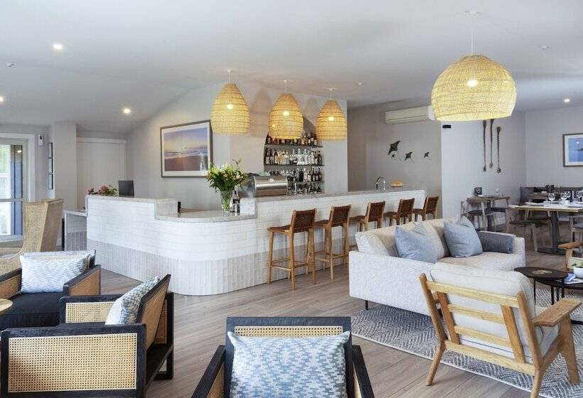 בית מלון כפרי Ratanui Lodge