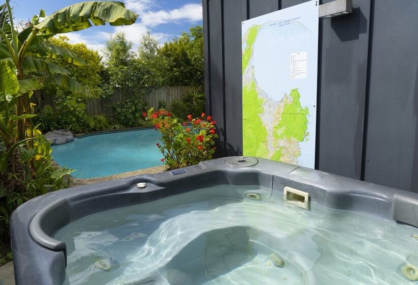 בית מלון כפרי Ratanui Lodge