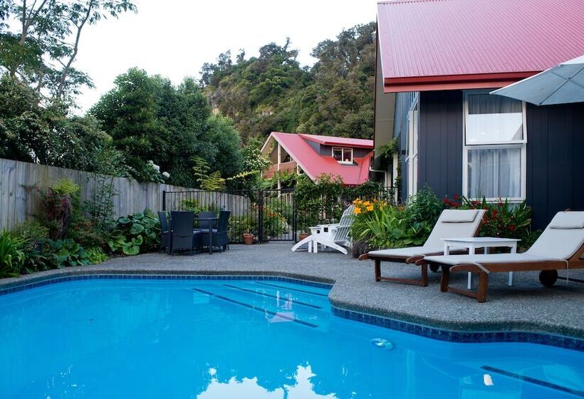 בית מלון כפרי Ratanui Lodge