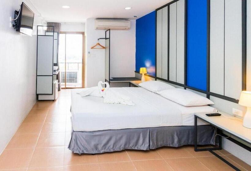 Отель Regent Ngamwongwan