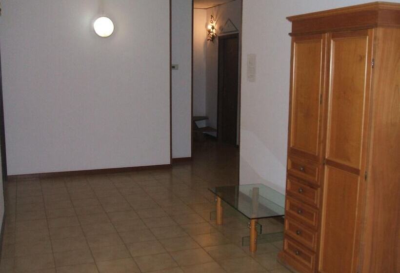 ホテル Ristorante Da Gianni