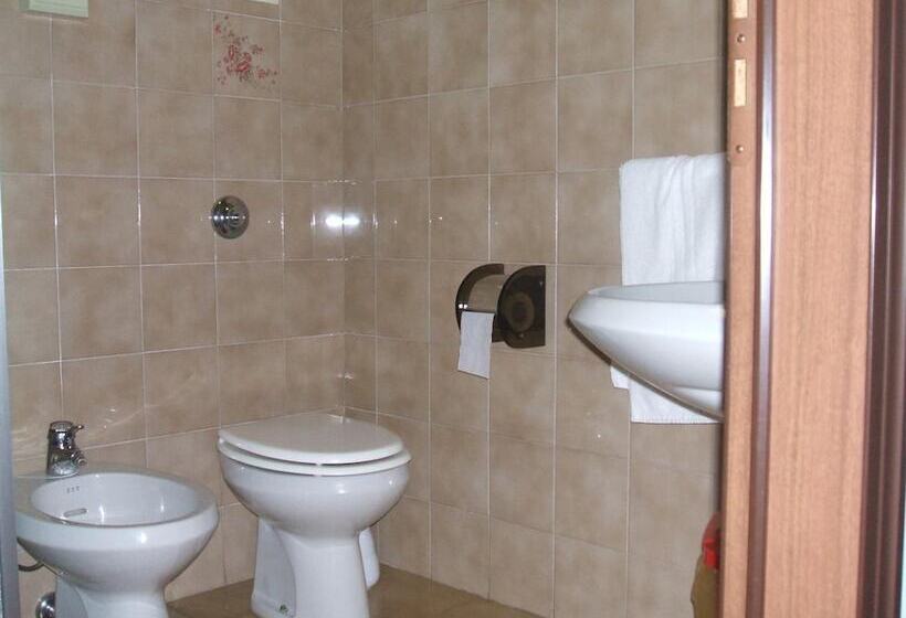 ホテル Ristorante Da Gianni