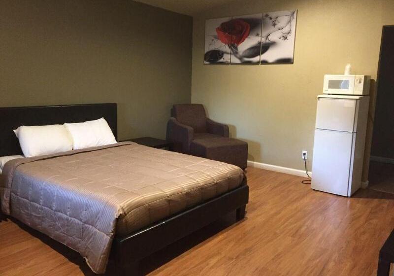 בית מלון כפרי Rodeway Inn Flagstaff East Route 66