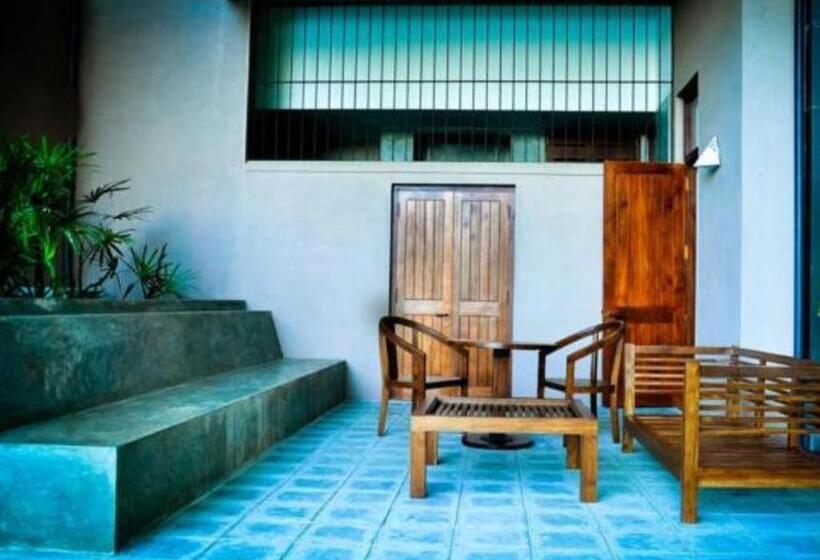 ホテル Roman Lake Ayurveda Resort