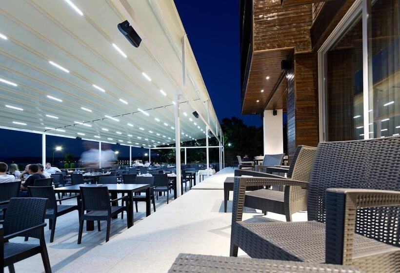 هتل Romantique Plaza Dojran