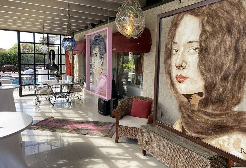 Rooms Smart Luxury Hotel & Beach