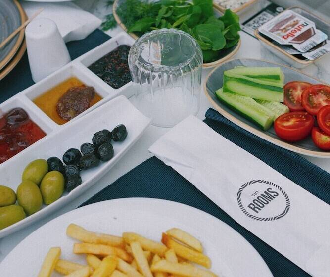 Rooms Smart Luxury Hotel & Beach