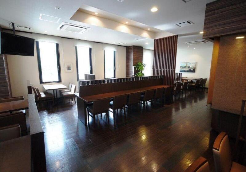 فندق Route Inn Satsumasendai