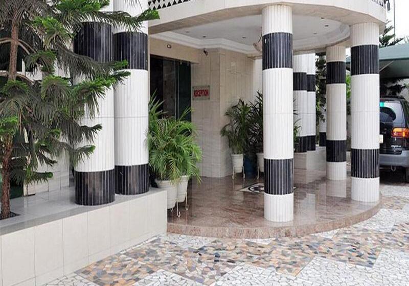 Royalview Hotel And Suites