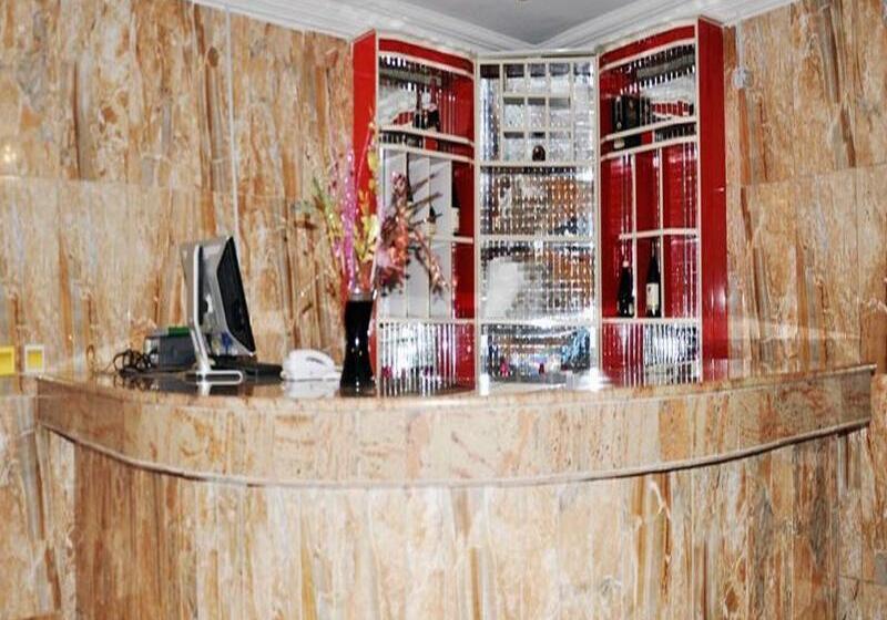 Royalview Hotel And Suites