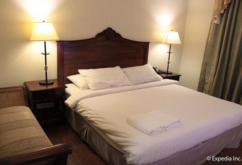 هتل Salcedo De Vigan