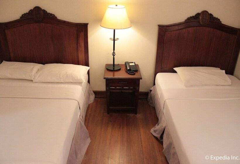 هتل Salcedo De Vigan