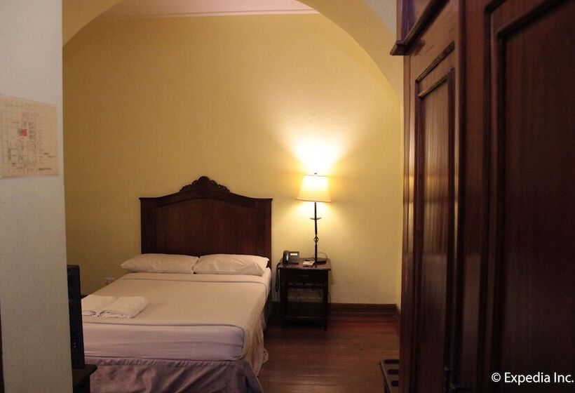 هتل Salcedo De Vigan