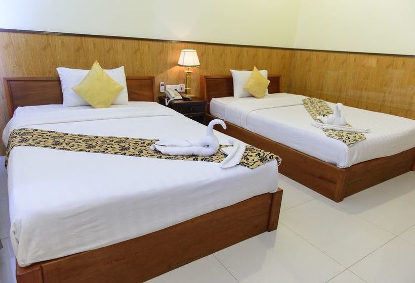 בית מלון כפרי Sihanoukville Plaza