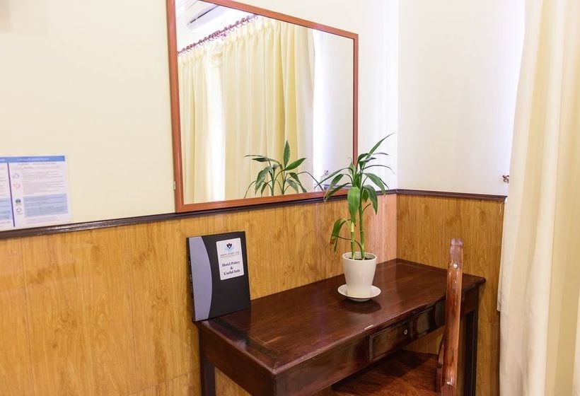 בית מלון כפרי Sihanoukville Plaza