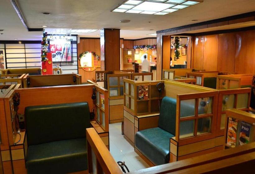 هتل Sogo   Monumento, Lrt Station