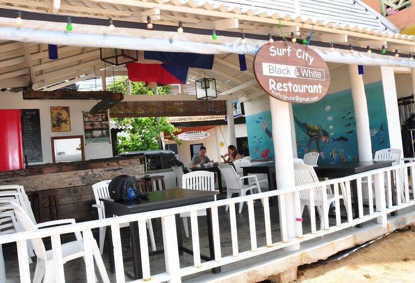 فندق Surf Una Beach