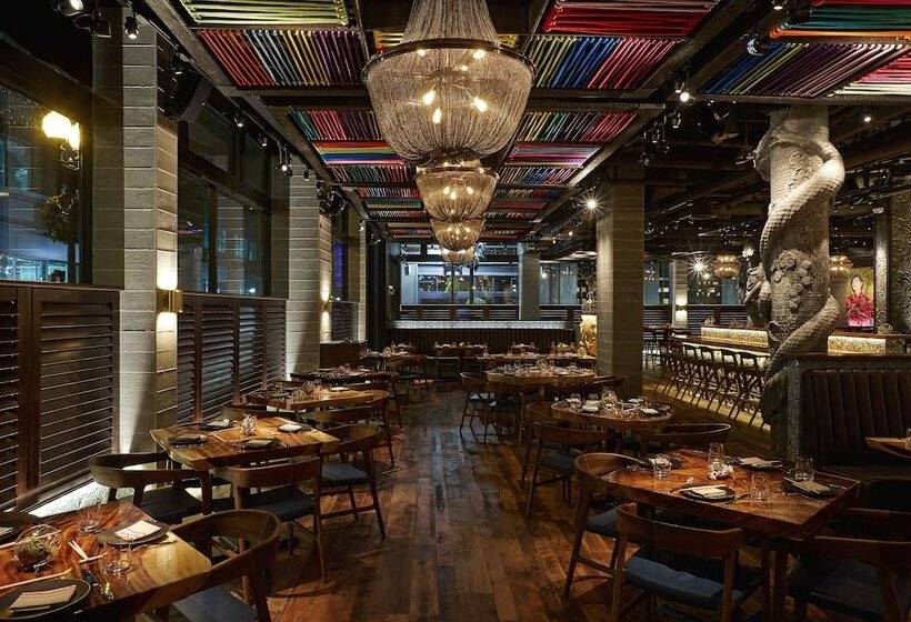 The Godfrey Hotel Boston