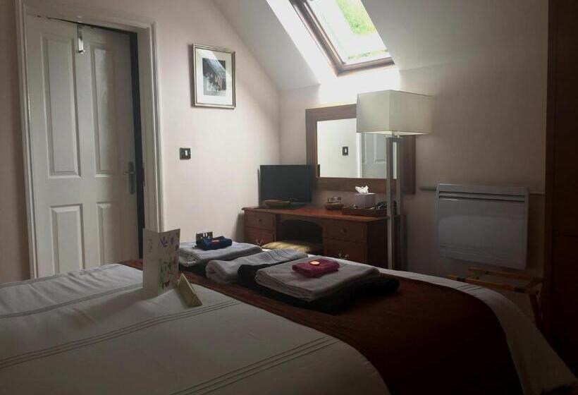 فندق The Lyn Valley Guest House