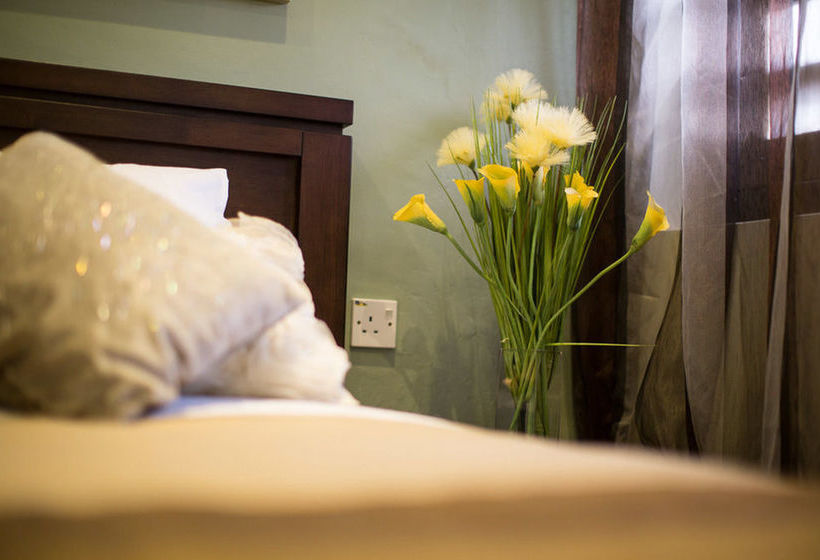 בית מלון כפרי The Sovereign