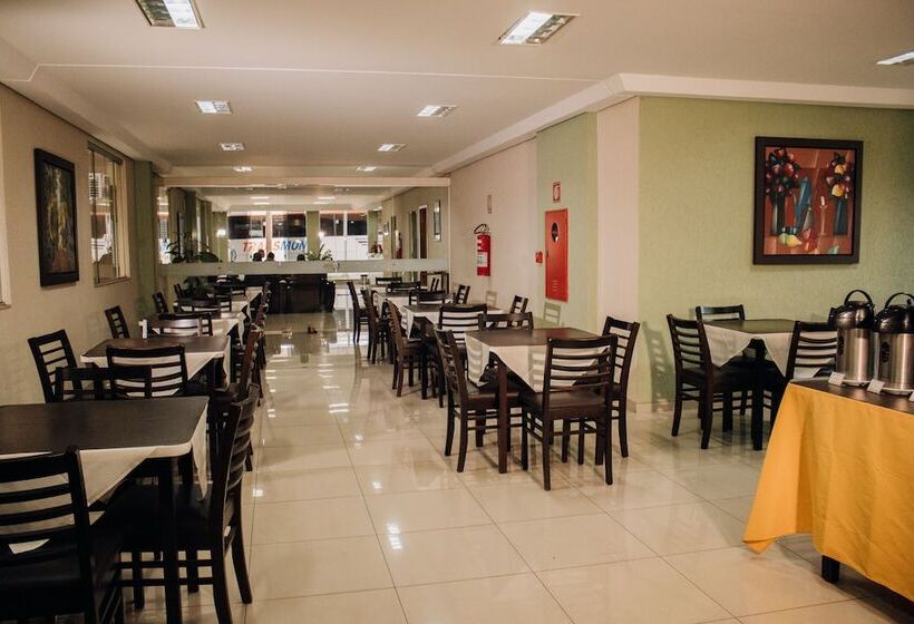 Отель Trindade Plaza