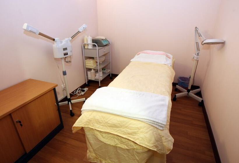 فندق Uptown Imperial