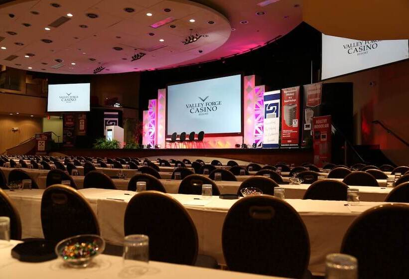 فندق Valley Forge Casino Resort