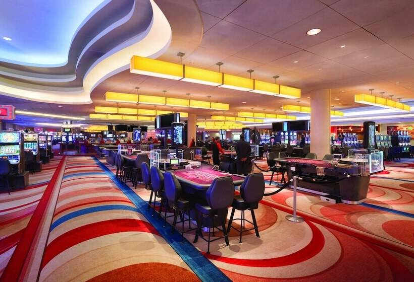 فندق Valley Forge Casino Resort