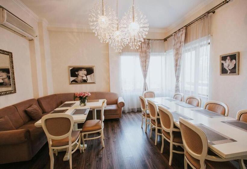 Отель Vila Cornelia