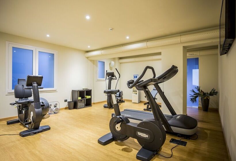 هتل Vista Mare & Spa