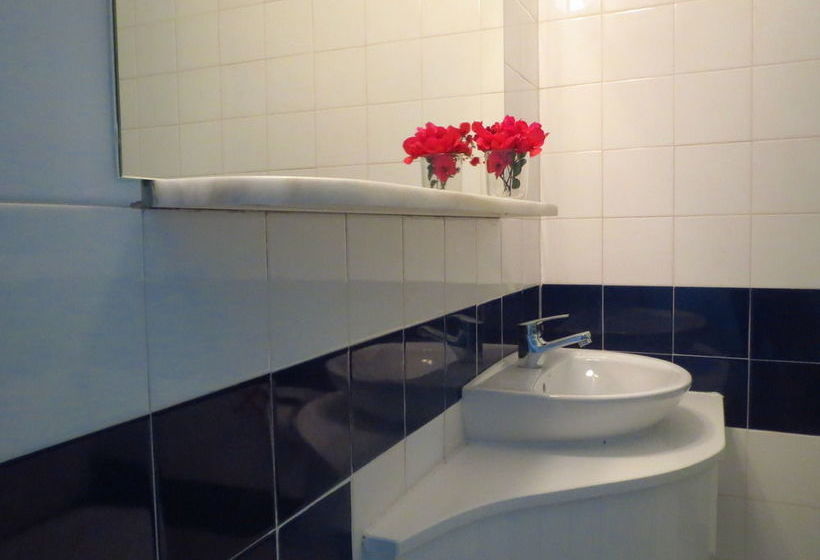 فندق Vivian Studios