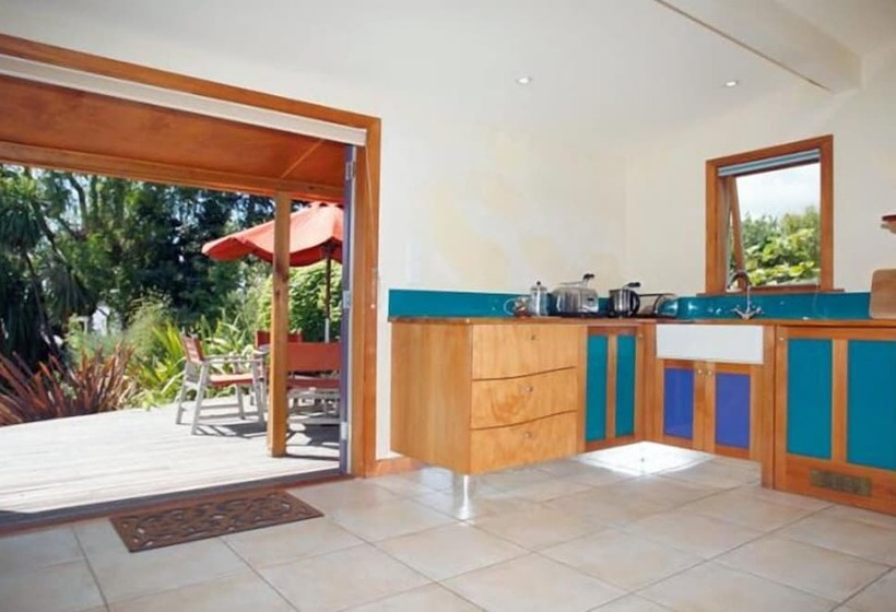 Joya Garden & Villa Studios