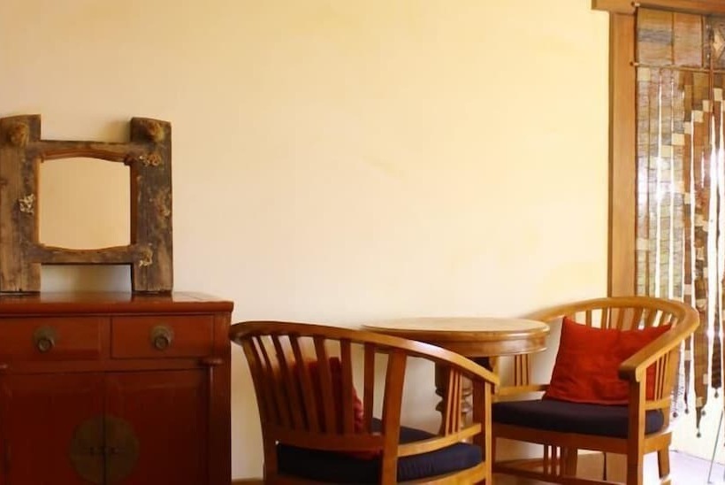 Joya Garden & Villa Studios