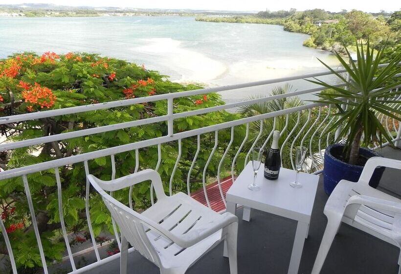 Leisure Lee Holiday Apartments