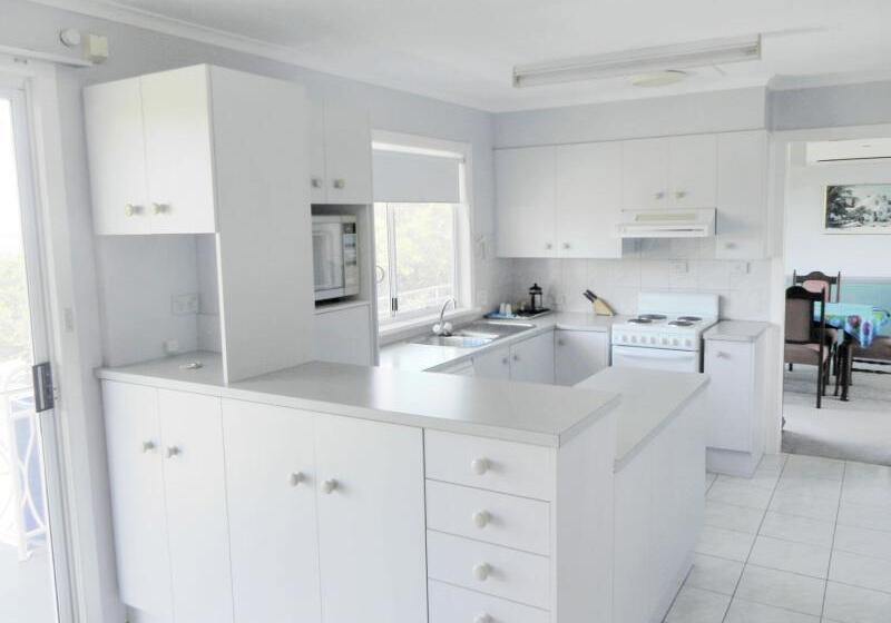 Leisure Lee Holiday Apartments