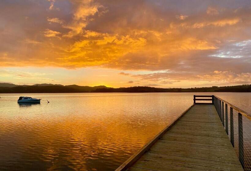 מוטל Mangonui Waterfront Apartments