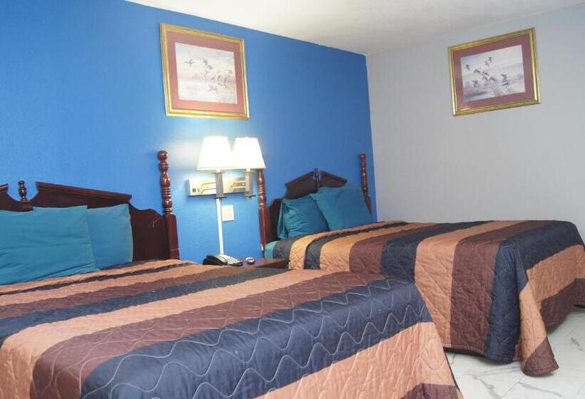 فندق على الطريق Holiday Lodge & Suites