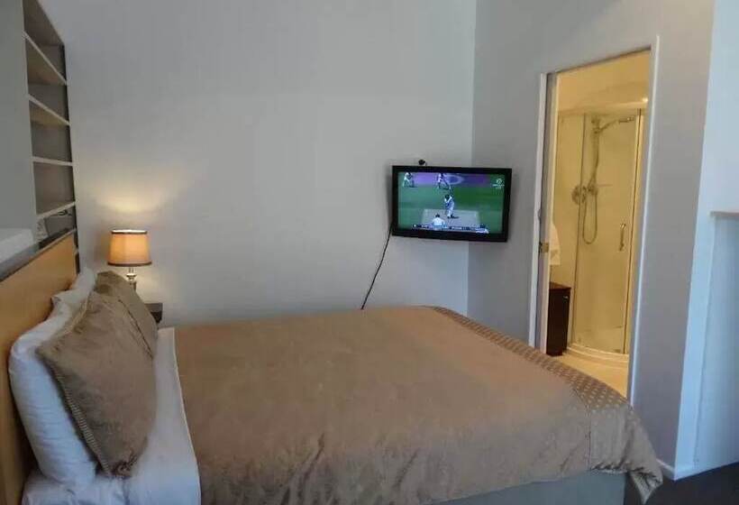 汽车旅馆  Mcwilliam Apartments